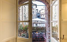 La Delizia Central Apartment
