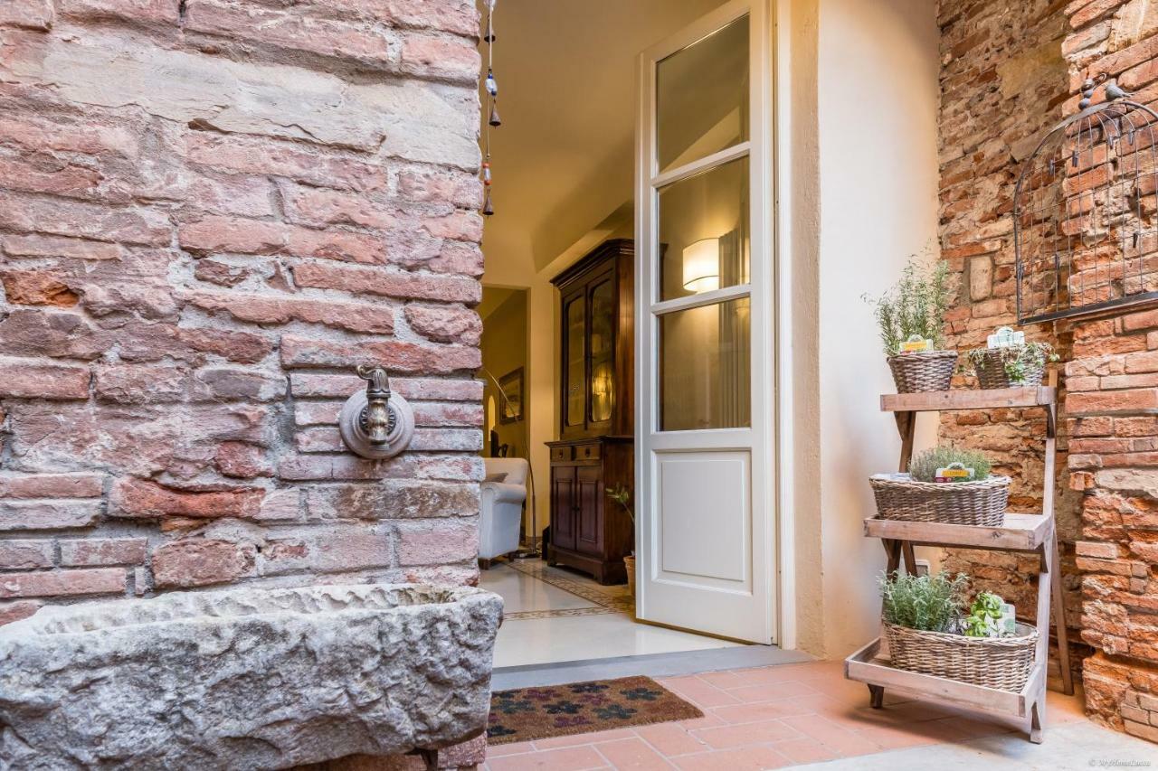 La Delizia Central Apartment Lucca Exterior photo